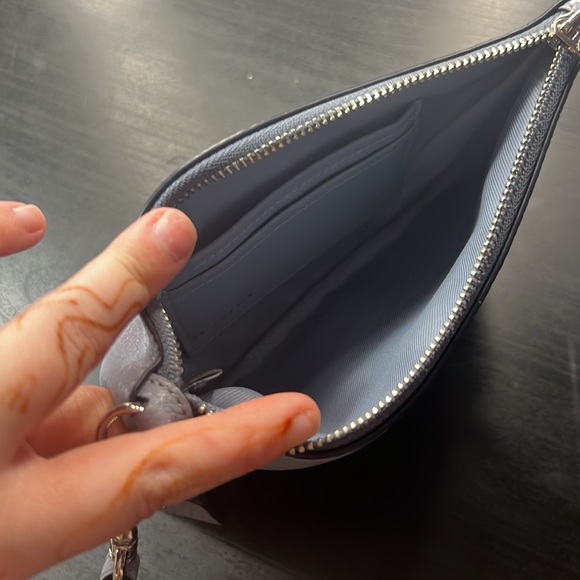 Baby blue hand held coach wrist wallet - Picture 4 of 4